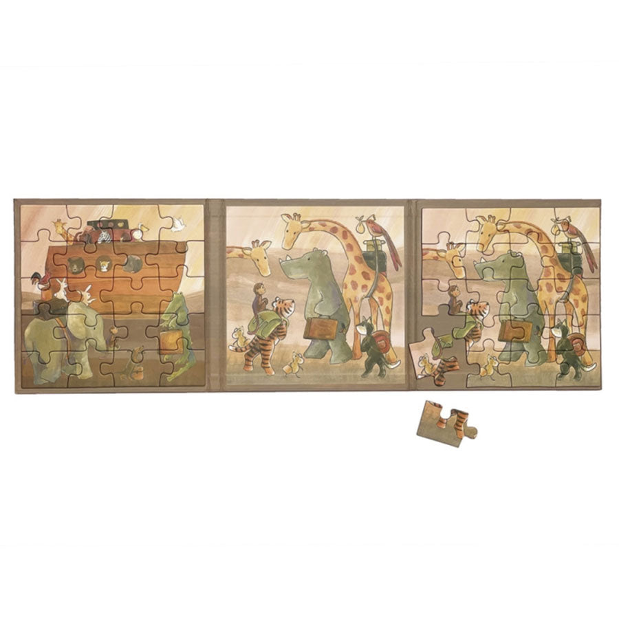 Man kann das Puzzle-Buch zweimal aufklappen, um die zwei Motive zu sehen. Unter anderen sind Giraffen, Nashörner, Tiger, Elefanten und mehr Tiere zu sehen. 