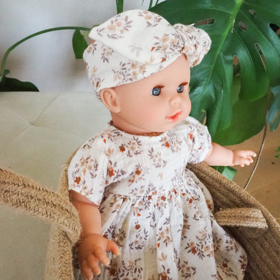 Puppe Lotte von Paola Reina und Fambees